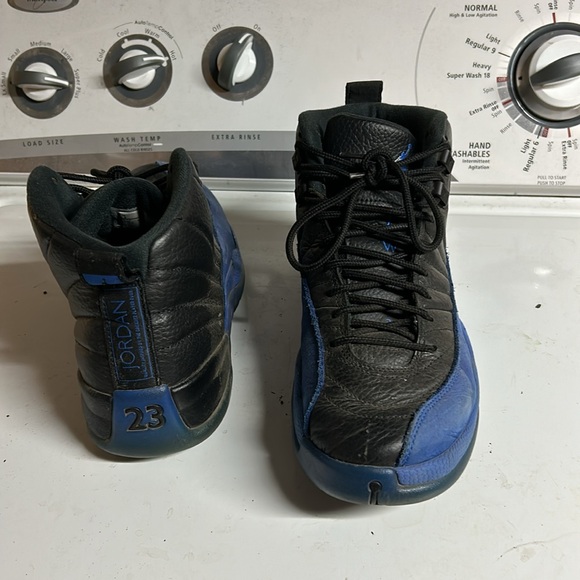 Jordan retro 12s, size 8.5, USED - Picture 3 of 3